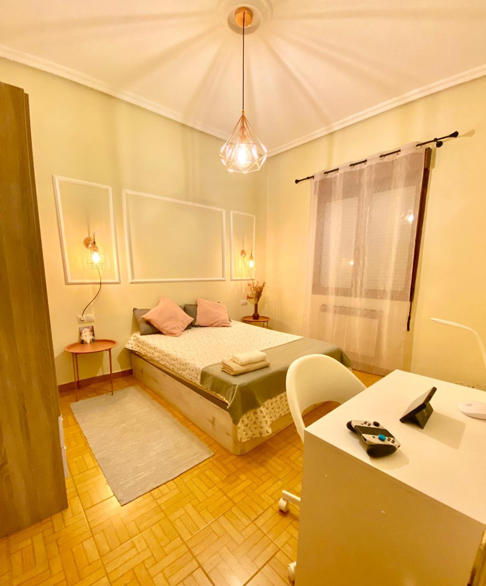 Amplio Apartamento Con Dos Patios Gijón Extérieur photo