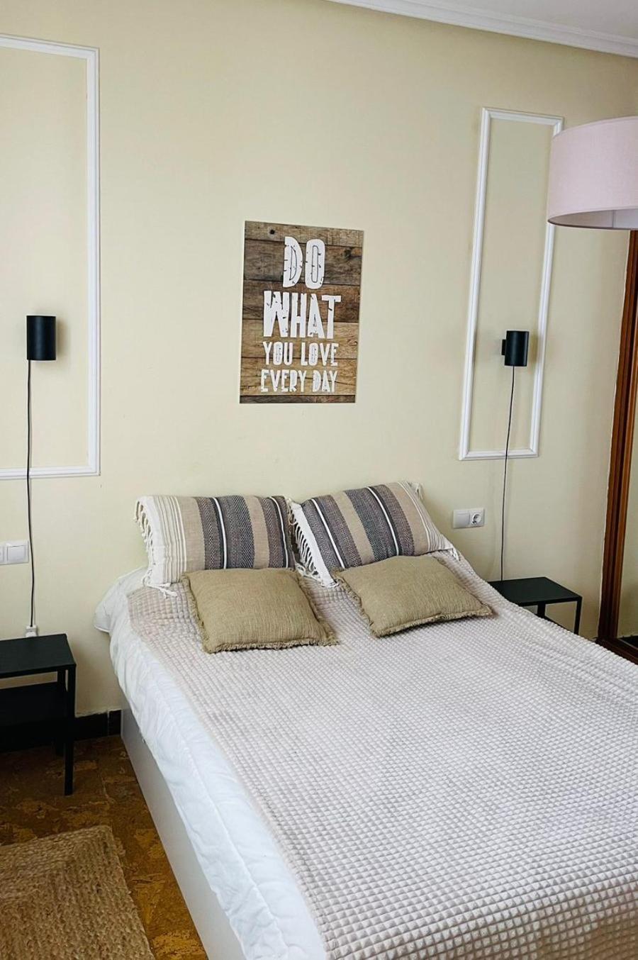 Amplio Apartamento Con Dos Patios Gijón Extérieur photo